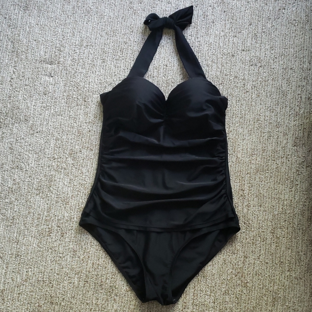 One Piece Retro Pin Up Swimsuit 👙